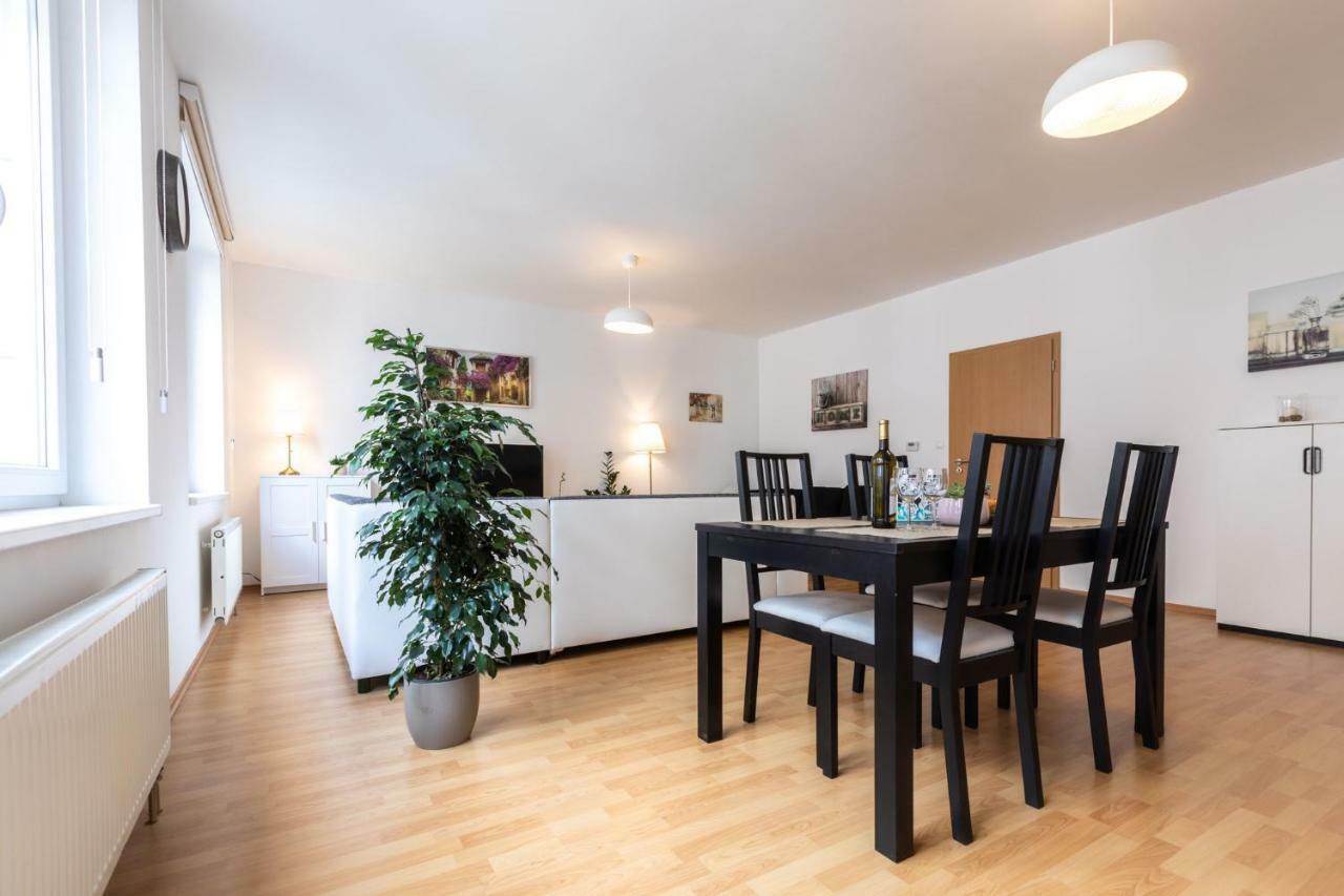 Spacious In The Old Town Of Apartmán Bratislava