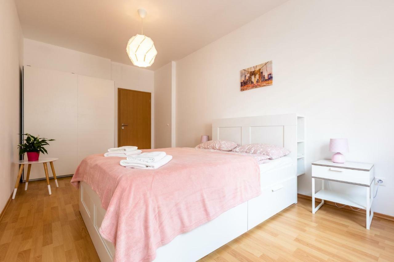Apartmán Spacious In The Old Town Of *