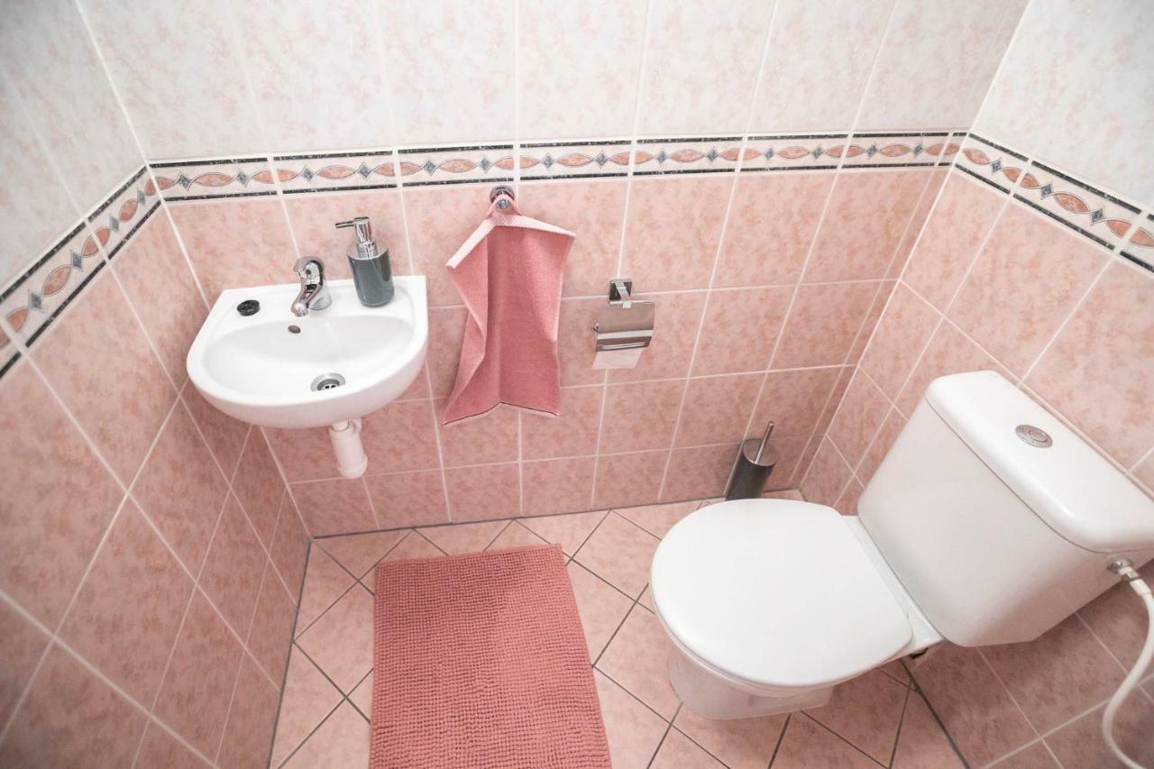 Spacious In The Old Town Of Apartmán *